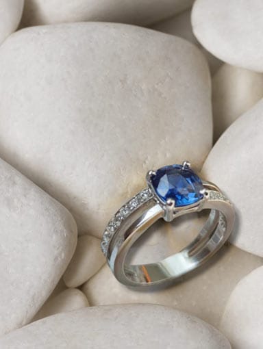 bague-pierre-precieuse-joaillerie-elor-creations Bague avec pierre precieuse de Joaillerie Elor créations