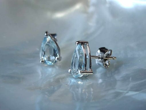 boucles-oreille-or-aigue-marine-joaillerie-elor-creations Boucles d'oreille en or jaune et aigue marine Joaillerie Elor créations