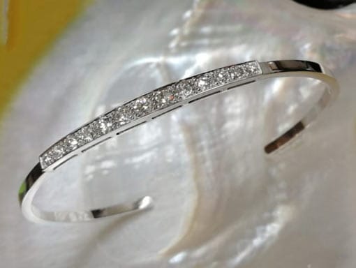 bracelet-jonc-or-diamants-joaillerie-elor-creations Bracelet en or et diamants Joaillerie Elor créations à Ploemeur